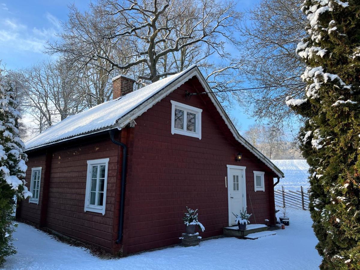 Naturskoent Boende Naera Skoevde Extérieur photo